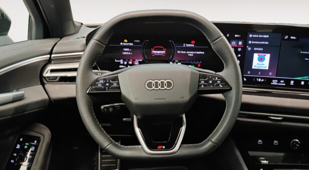 AUDI A5 BERLINA CON PORTON 2.0 PHEV E-HYBRID QUATTRO 220 BLACK LINE 299 5p AUDI A5 BERLINA CON PORTON 2.0 PHEV E-HYBRID QUATTRO 220 BLACK LINE 299 5p