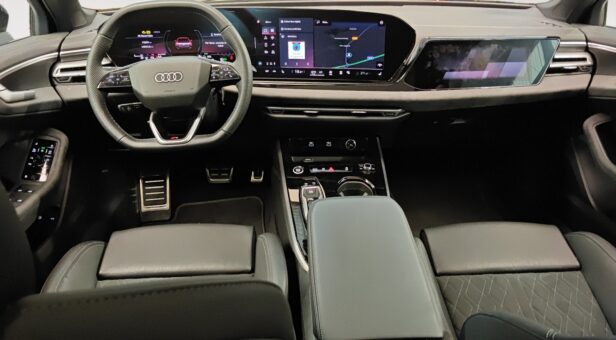 AUDI A5 BERLINA CON PORTON 2.0 PHEV E-HYBRID QUATTRO 220 BLACK LINE 299 5p AUDI A5 BERLINA CON PORTON 2.0 PHEV E-HYBRID QUATTRO 220 BLACK LINE 299 5p