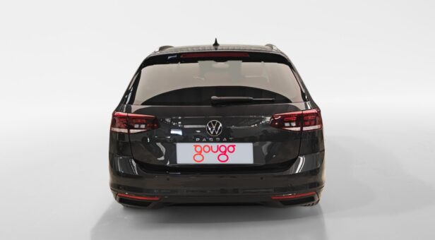 VOLKSWAGEN PASSAT VARIANT EXECUTIVE 2.0 TDI 110 KW (150 cv) 6 VEL.