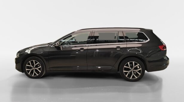 VOLKSWAGEN PASSAT VARIANT EXECUTIVE 2.0 TDI 110 KW (150 cv) 6 VEL.