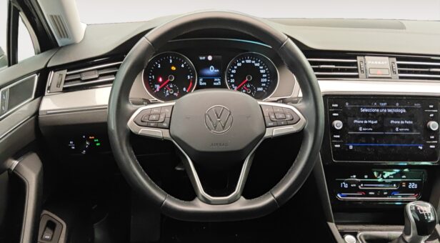 VOLKSWAGEN PASSAT VARIANT EXECUTIVE 2.0 TDI 110 KW (150 cv) 6 VEL.