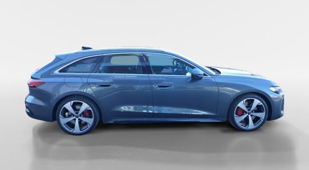 AUDI A5 FAMILIAR 2.0 PHEV E-HYBR QUA 220 BLACK LINE AVANT 299 5p