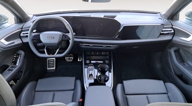 AUDI A5 FAMILIAR 2.0 PHEV E-HYBR QUA 220 BLACK LINE AVANT 299 5p
