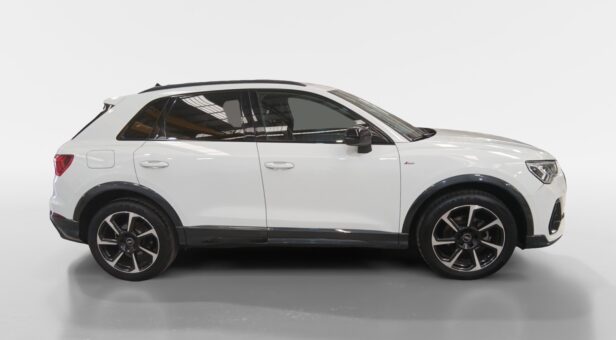 AUDI Q3 TODOTERRENO 1.5 35 TFSI S TRONIC BLACK LINE 150 5p