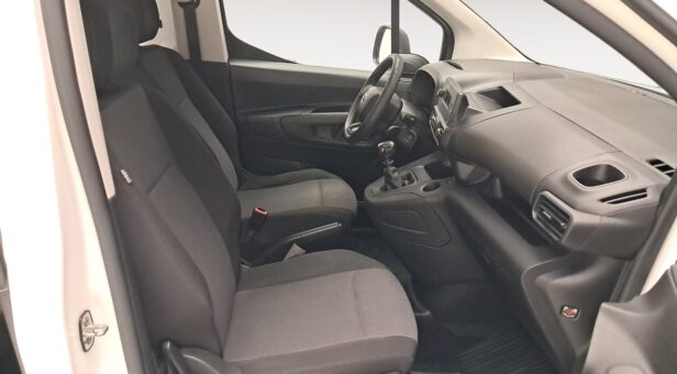 TOYOTA PROACE CITY VERSO COMBI 1.5D 75KW GX L1 102 4p