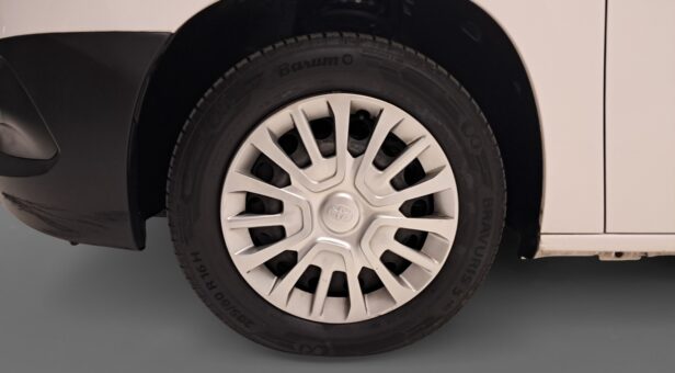 TOYOTA PROACE CITY VERSO COMBI 1.5D 75KW GX L1 102 4p