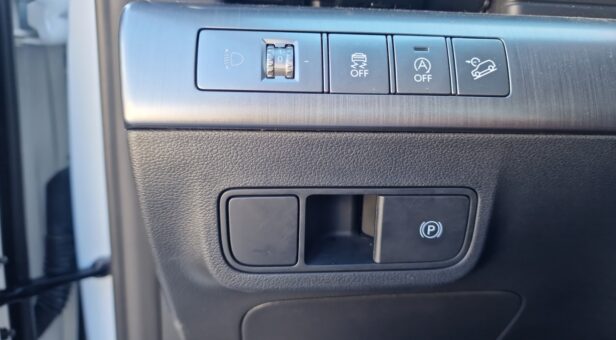 HYUNDAI KONA TODOTERRENO 1.0T MHEV TECNO 100 5p