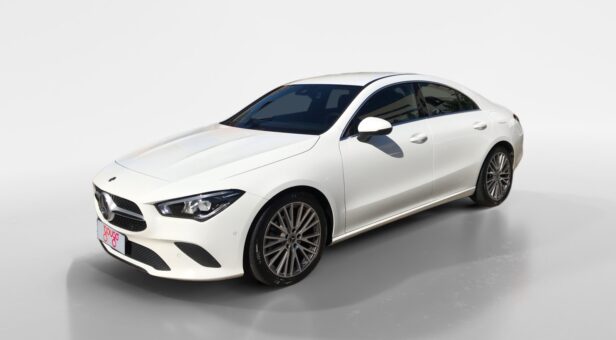 MERCEDES CLA -CLASS CLA 180 PROGRESSIVE Line
