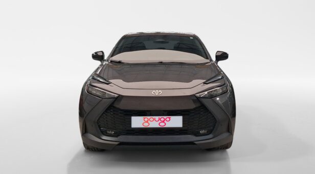 TOYOTA C-HR Toyota C-HR 220PH e-CVT 5P Advance