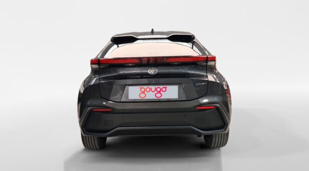 TOYOTA C-HR Toyota C-HR 220PH e-CVT 5P Advance