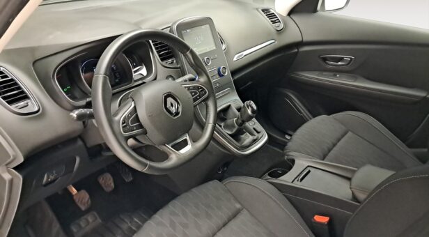 RENAULT GRAND SCENIC MONOVOLUMEN COMPACTO 1.3 TCE LIMITED 103KW – 18 140 5P 7 Plazas