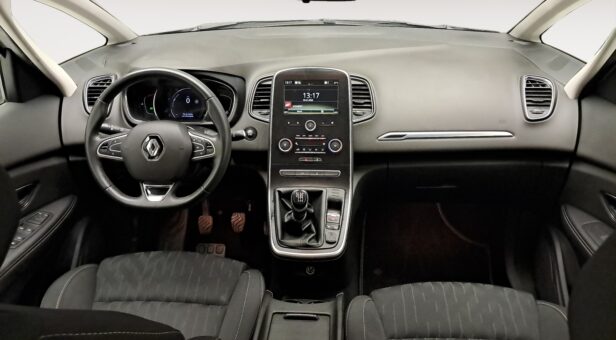 RENAULT GRAND SCENIC MONOVOLUMEN COMPACTO 1.3 TCE LIMITED 103KW – 18 140 5P 7 Plazas