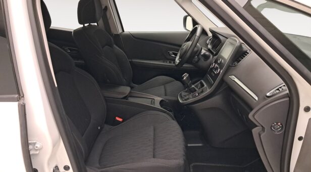 RENAULT GRAND SCENIC MONOVOLUMEN COMPACTO 1.3 TCE LIMITED 103KW – 18 140 5P 7 Plazas
