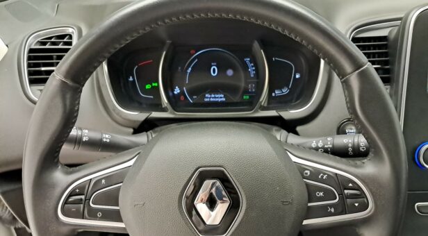 RENAULT GRAND SCENIC MONOVOLUMEN COMPACTO 1.3 TCE LIMITED 103KW – 18 140 5P 7 Plazas