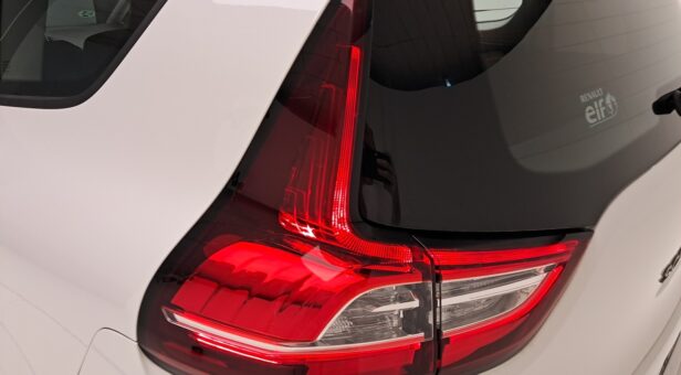 RENAULT GRAND SCENIC MONOVOLUMEN COMPACTO 1.3 TCE LIMITED 103KW – 18 140 5P 7 Plazas