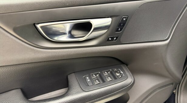 VOLVO V60 FAMILIAR 2.0 D4 INSCRIPTION AUTO 190 5p