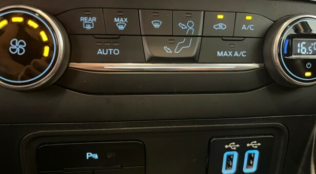 FORD ECOSPORT TODOTERRENO 1.0T ECOBOOST 103KW TITANIUM 140 5p