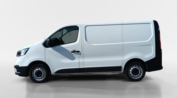 RENAULT TRAFIC FURGON 2.0 BLUEDCI 96KW L1H1 IL 130 4p