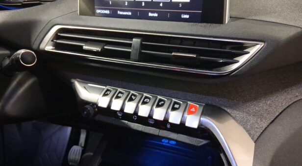 PEUGEOT 5008 TODOTERRENO 1.2 PURETECH 96KW S&S GT LINE 130 5P 7 Plazas