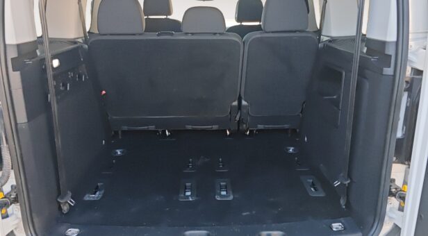 VOLKSWAGEN CADDY COMBI 2.0 TDI 75KW KOMBI 102 4p