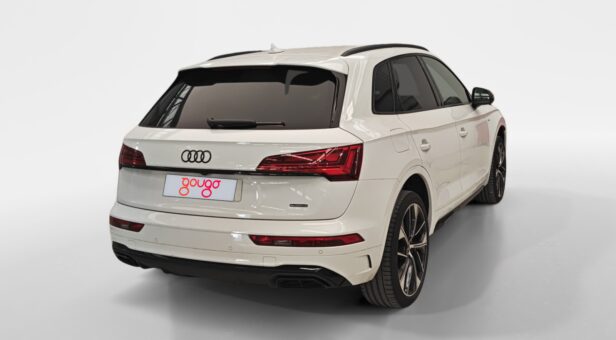 AUDI Q5 TODOTERRENO 2.0 40 TDI S TRONIC QUATTRO S LINE 204 5p