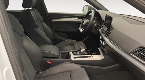 AUDI Q5 TODOTERRENO 2.0 40 TDI S TRONIC QUATTRO S LINE 204 5p