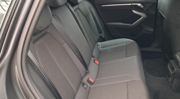 AUDI A3 BERLINA CON PORTON 1.5 40 TFSI E S TRONIC S LINE SPORTBACK 204 5p