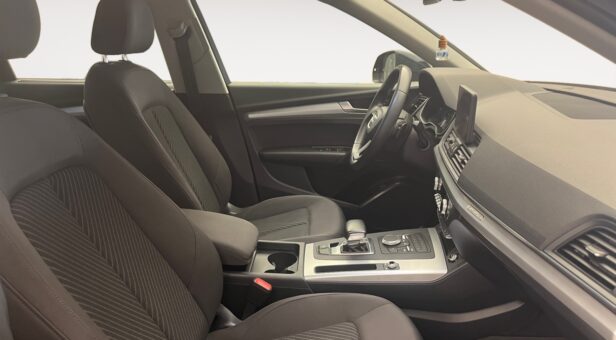 AUDI Q5 TODOTERRENO 2.0 50 TFSI E S TRONIC QUATTRO ADVANC 299 5p