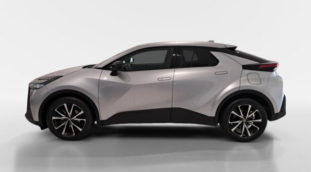 TOYOTA C-HR Toyota C-HR 140H e-CVT 5P Advance