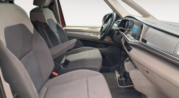 VOLKSWAGEN MULTIVAN MONOVOLUMEN 2.0 TDI DSG STYLE 150 5P 7 Plazas