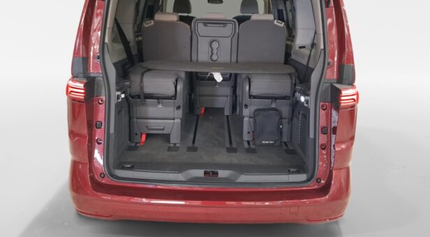 VOLKSWAGEN MULTIVAN MONOVOLUMEN 2.0 TDI DSG STYLE 150 5P 7 Plazas