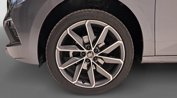 SKODA KAMIQ TODOTERRENO 1.5 TSI SPORT DSG 150 5p