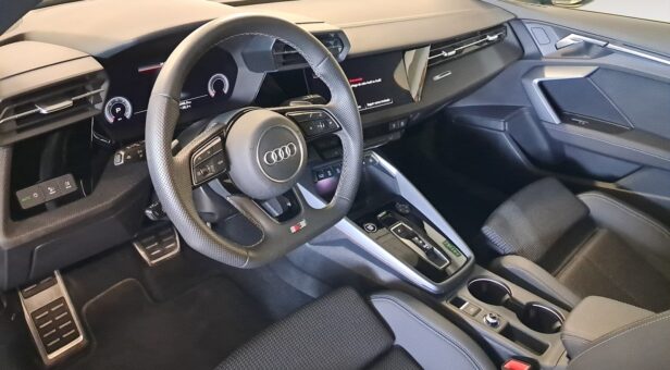 AUDI A3 BERLINA CON PORTON 2.0 TDI 110KW S TRONIC S LINE SPORTBACK 150 5p