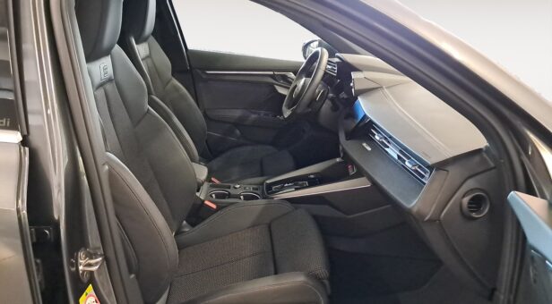 AUDI A3 BERLINA CON PORTON 2.0 TDI 110KW S TRONIC S LINE SPORTBACK 150 5p