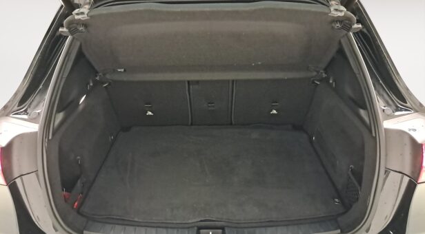 MERCEDES GLA TODOTERRENO 2.0 GLA 200 D DCT 150 5p AMG