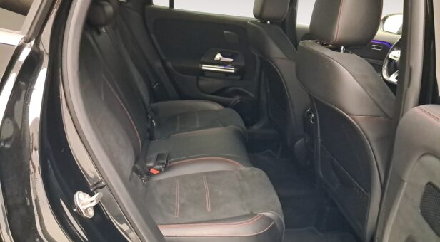 MERCEDES GLA TODOTERRENO 2.0 GLA 200 D DCT 150 5p AMG