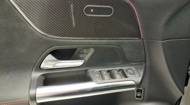 MERCEDES GLA TODOTERRENO 2.0 GLA 200 D DCT 150 5p AMG