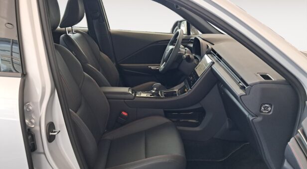 LEXUS LBX ELEGANT Black