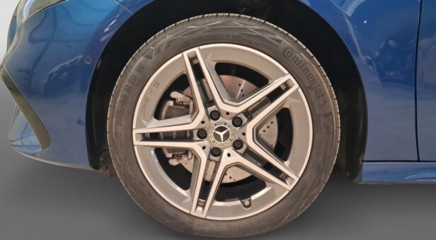 MERCEDES A-CLASS A 250e EQ