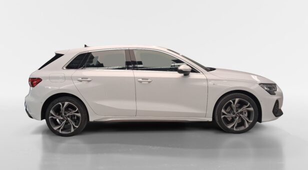 AUDI A3 BERLINA CON PORTON 1.5 TFSI E 150KW S TRON S LINE SPORTBACK 204 5p AUDI A3 BERLINA CON PORTON 1.5 TFSI E 150KW S TRON S LINE SPORTBACK 204 5p