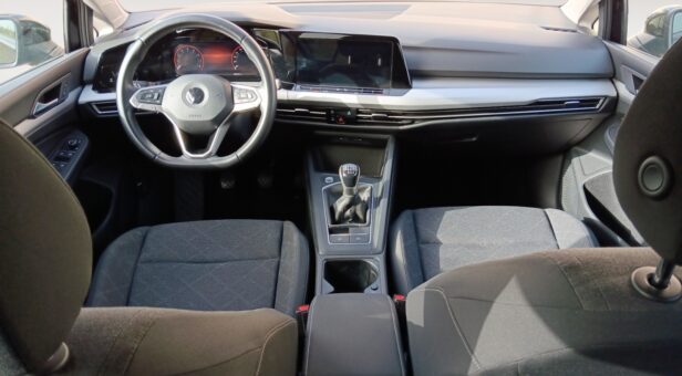 VOLKSWAGEN GOLF BERLINA CON PORTON 1.0 TSI 81KW LIFE 110 5p