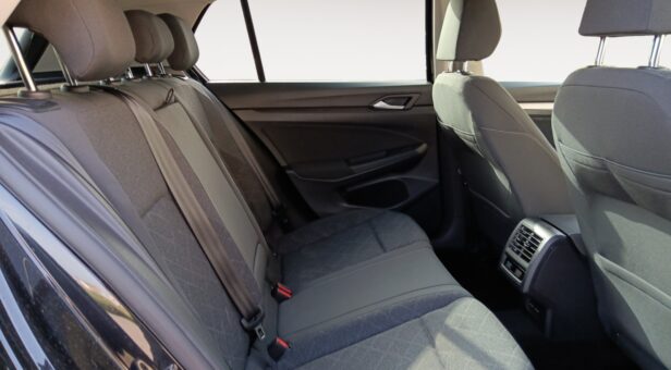 VOLKSWAGEN GOLF BERLINA CON PORTON 1.0 TSI 81KW LIFE 110 5p