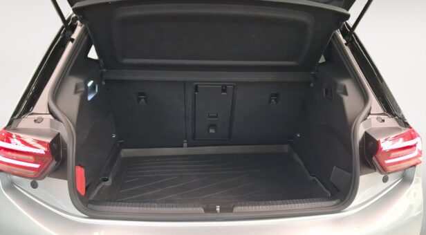 VOLKSWAGEN ID.3 BERLINA CON PORTON BEV 62KWH 150KW PRO AUTO 204 5p