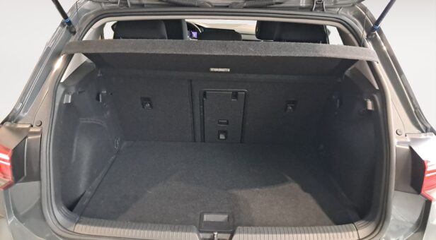 VOLKSWAGEN GOLF BERLINA CON PORTON 1.0 ETSI 81KW DSG LIFE 110 5p