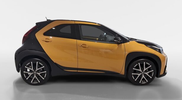 TOYOTA AYGO X TODOTERRENO 1.5 VVT-I HYBRID GR SPORT 116 5p