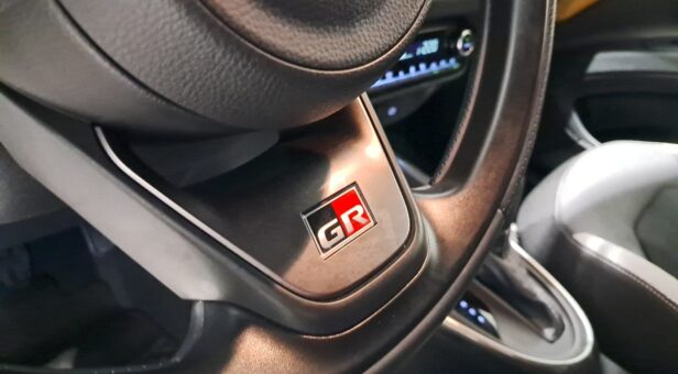 TOYOTA AYGO X TODOTERRENO 1.5 VVT-I HYBRID GR SPORT 116 5p