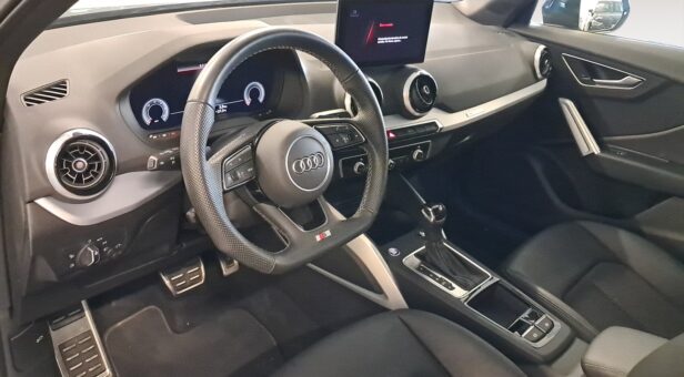 AUDI Q2 Audi Q2 Adrenalin 35 TDI 110(150) kW(CV) S tronic AUDI Q2 Audi Q2 Adrenalin 35 TDI 110(150) kW(CV) S tronic