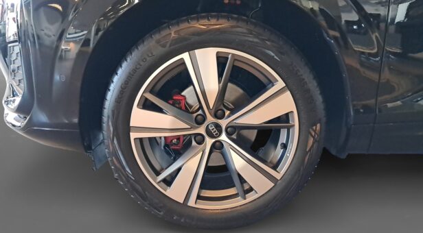 AUDI Q3 TODOTERRENO 1.5 PHEV S TRONIC S LINE 272 5p AUDI Q3 TODOTERRENO 1.5 PHEV S TRONIC S LINE 272 5p