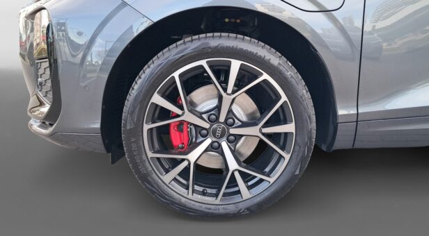 AUDI Q3 TODOTERRENO 1.5 PHEV S TRONIC BLACK LINE 272 5p AUDI Q3 TODOTERRENO 1.5 PHEV S TRONIC BLACK LINE 272 5p