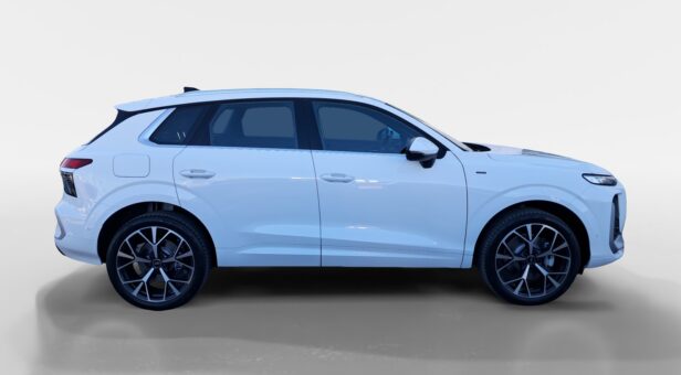 AUDI Q3 TODOTERRENO 1.5 PHEV S TRONIC S LINE 272 5p AUDI Q3 TODOTERRENO 1.5 PHEV S TRONIC S LINE 272 5p